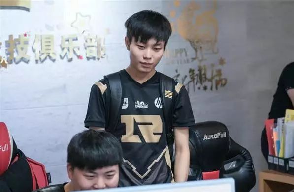 墨西哥2-0加拿大杀入中北美国家联赛决赛，将对阵巴拿马.