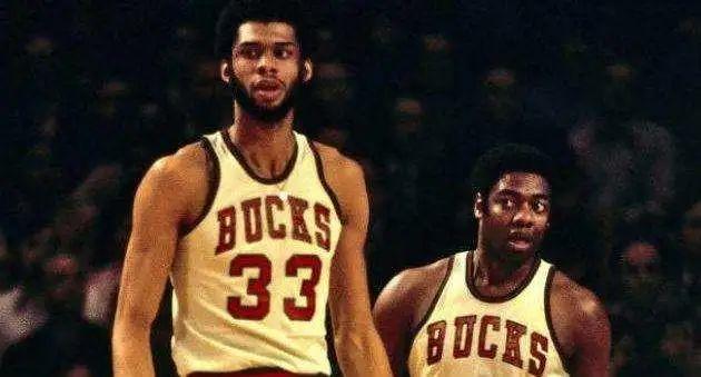 崔康熙：丢球是对手打门质量很高；即便丢十个球也要加强进攻.