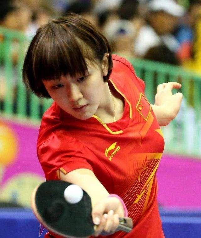 惺惺相惜！梅西现身迈阿密大师赛观战 见证德约科维奇再创历史