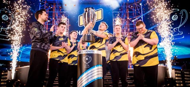 按钮位持K 按钮位持K