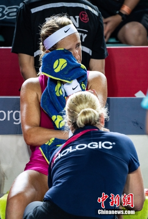 杜兰特砍30分尽力！难耐绿军双塔46+18，布克13投14分打硬仗又软